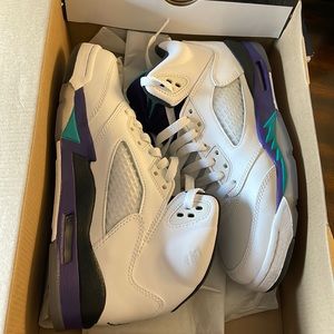 Jordan 5 “white grape”. Size 5Y fits Womens size 7.5
